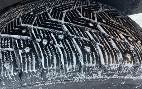 Toyota Land Cruiser Prado 150 рестайлинг 2, 2014 год, 3 950 000 рублей, 32 фотография