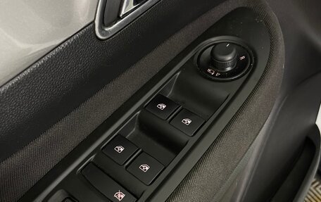 Opel Mokka I, 2013 год, 1 005 000 рублей, 18 фотография