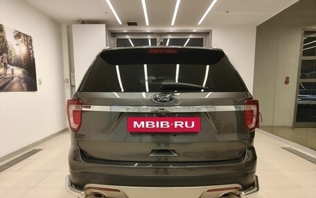 Ford Explorer VI, 2017 год, 2 750 000 рублей, 6 фотография