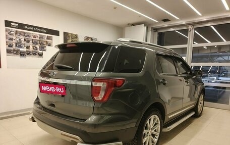 Ford Explorer VI, 2017 год, 2 750 000 рублей, 5 фотография