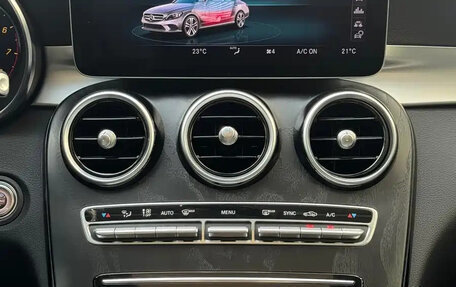 Mercedes-Benz C-Класс, 2021 год, 1 850 000 рублей, 13 фотография