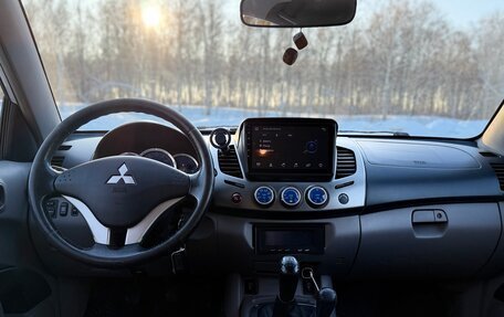 Mitsubishi L200 IV рестайлинг, 2007 год, 995 000 рублей, 9 фотография