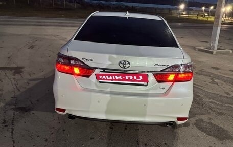 Toyota Camry, 2016 год, 1 990 000 рублей, 8 фотография
