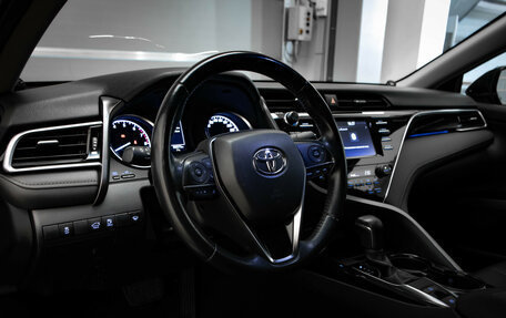 Toyota Camry, 2020 год, 2 960 000 рублей, 7 фотография