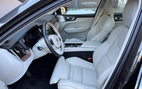 Volvo XC60 II, 2018 год, 4 600 000 рублей, 2 фотография