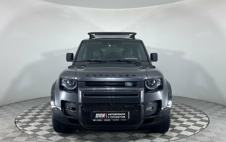 Land Rover Defender II, 2021 год, 5 397 000 рублей, 2 фотография