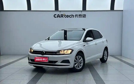 Volkswagen Polo, 2021 год, 1 000 000 рублей, 1 фотография