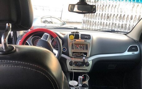 Dodge Journey I, 2011 год, 1 000 000 рублей, 7 фотография