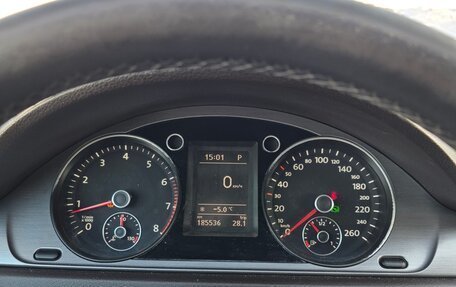 Volkswagen Passat B7, 2011 год, 750 000 рублей, 16 фотография