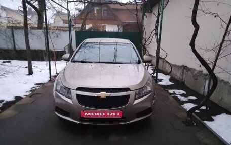 Chevrolet Cruze II, 2010 год, 690 000 рублей, 2 фотография