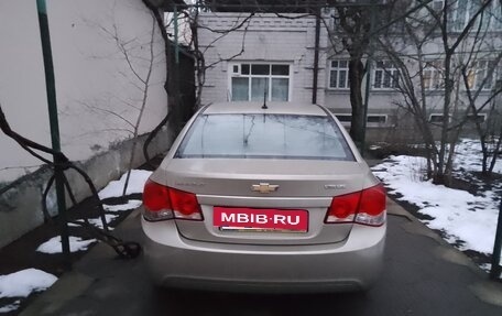 Chevrolet Cruze II, 2010 год, 690 000 рублей, 6 фотография