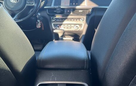 KIA Optima IV, 2017 год, 1 350 000 рублей, 15 фотография