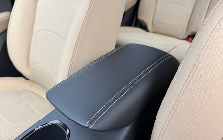 Chevrolet Captiva, 2023 год, 2 350 000 рублей, 19 фотография