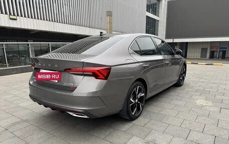 Skoda Octavia IV, 2022 год, 1 650 000 рублей, 4 фотография