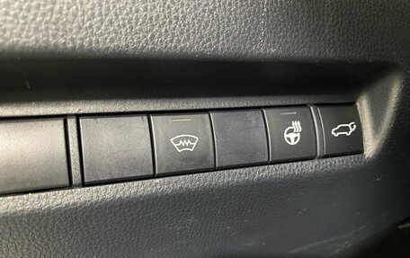 Toyota RAV4, 2020 год, 2 997 000 рублей, 15 фотография