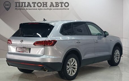 Volkswagen Touareg III, 2019 год, 4 600 000 рублей, 5 фотография