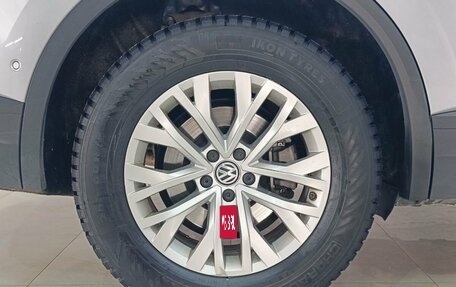 Volkswagen Touareg III, 2019 год, 4 600 000 рублей, 18 фотография