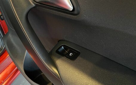 Volkswagen Polo VI (EU Market), 2015 год, 840 000 рублей, 26 фотография