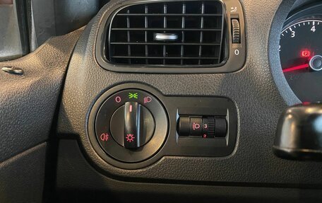 Volkswagen Polo VI (EU Market), 2015 год, 840 000 рублей, 28 фотография