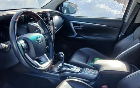 Toyota Fortuner II, 2019 год, 4 250 000 рублей, 4 фотография