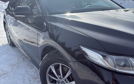 Toyota Camry, 2020 год, 2 350 000 рублей, 5 фотография