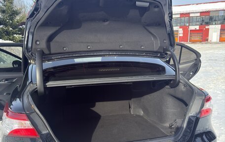 Toyota Camry, 2020 год, 2 350 000 рублей, 11 фотография