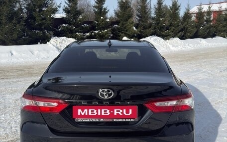 Toyota Camry, 2020 год, 2 350 000 рублей, 19 фотография