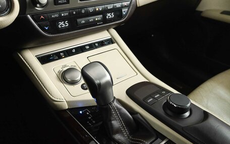 Lexus ES VII, 2016 год, 2 320 000 рублей, 18 фотография