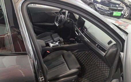 Audi A4, 2025 год, 4 950 000 рублей, 5 фотография