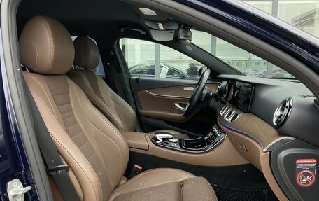 Mercedes-Benz E-Класс, 2017 год, 2 949 000 рублей, 23 фотография