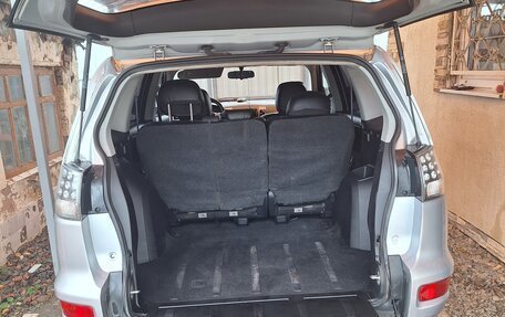 Mitsubishi Outlander III рестайлинг 3, 2010 год, 900 000 рублей, 6 фотография