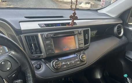 Toyota RAV4, 2013 год, 2 200 000 рублей, 4 фотография