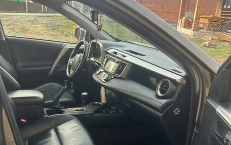 Toyota RAV4, 2013 год, 2 200 000 рублей, 2 фотография