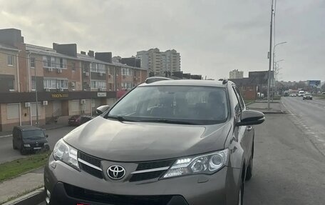 Toyota RAV4, 2013 год, 2 200 000 рублей, 7 фотография