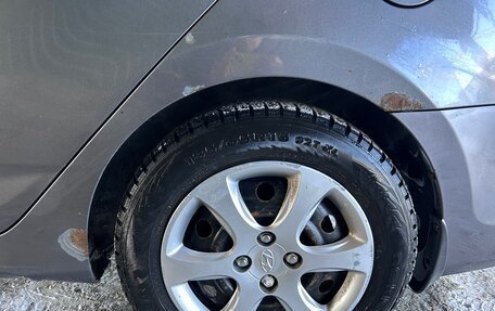 Hyundai Solaris II рестайлинг, 2012 год, 650 000 рублей, 9 фотография