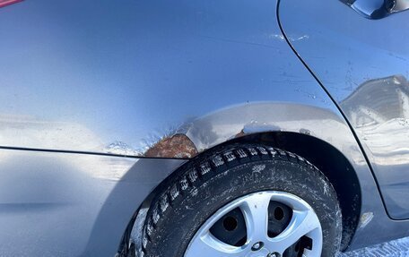 Hyundai Solaris II рестайлинг, 2012 год, 650 000 рублей, 24 фотография