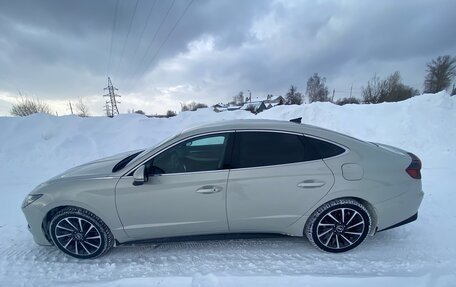Hyundai Sonata VIII, 2022 год, 2 600 000 рублей, 5 фотография