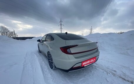 Hyundai Sonata VIII, 2022 год, 2 600 000 рублей, 8 фотография
