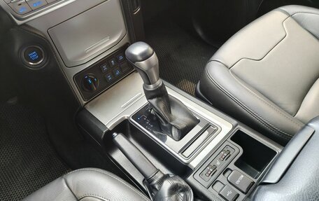 Toyota Land Cruiser Prado 150 рестайлинг 2, 2021 год, 6 300 000 рублей, 14 фотография