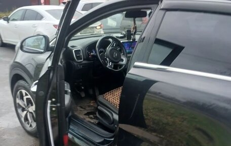 KIA Sportage IV рестайлинг, 2020 год, 2 300 000 рублей, 2 фотография