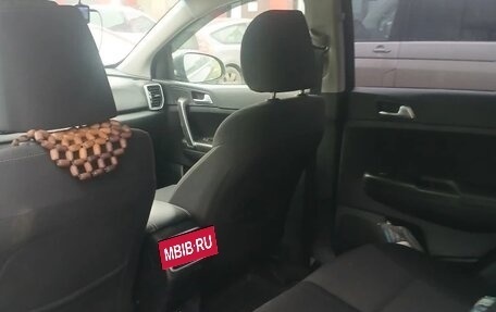 KIA Sportage IV рестайлинг, 2020 год, 2 300 000 рублей, 4 фотография