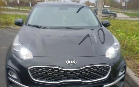 KIA Sportage IV рестайлинг, 2020 год, 2 300 000 рублей, 7 фотография