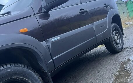 Chevrolet Niva I рестайлинг, 2009 год, 320 000 рублей, 6 фотография