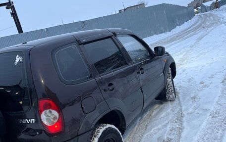 Chevrolet Niva I рестайлинг, 2009 год, 320 000 рублей, 4 фотография