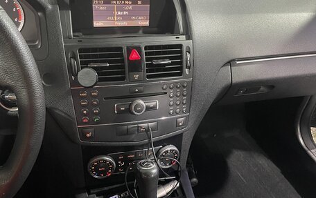 Mercedes-Benz C-Класс, 2007 год, 1 000 000 рублей, 14 фотография