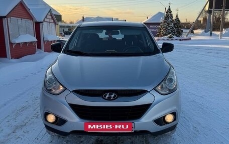 Hyundai ix35 I рестайлинг, 2011 год, 1 150 000 рублей, 2 фотография