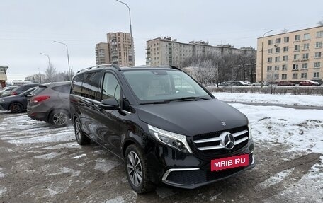Mercedes-Benz V-Класс, 2021 год, 6 990 000 рублей, 2 фотография