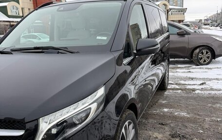 Mercedes-Benz V-Класс, 2021 год, 6 990 000 рублей, 27 фотография