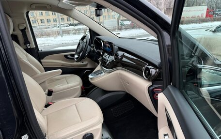 Mercedes-Benz V-Класс, 2021 год, 6 990 000 рублей, 22 фотография