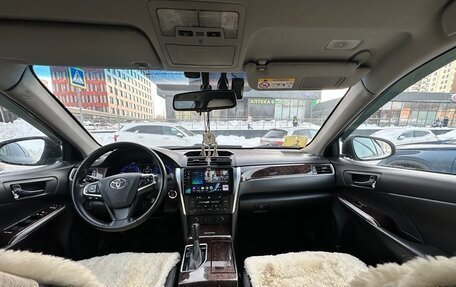 Toyota Camry, 2016 год, 1 890 000 рублей, 4 фотография